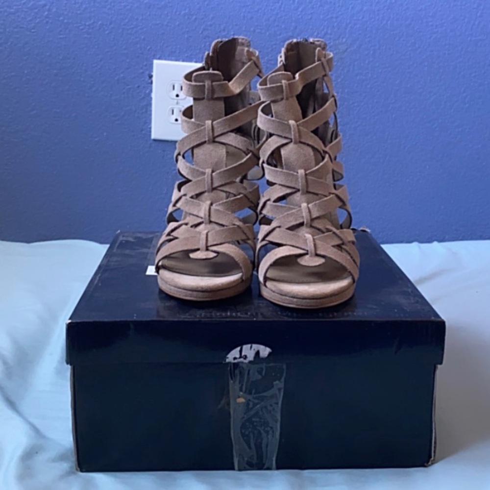 Express Heels